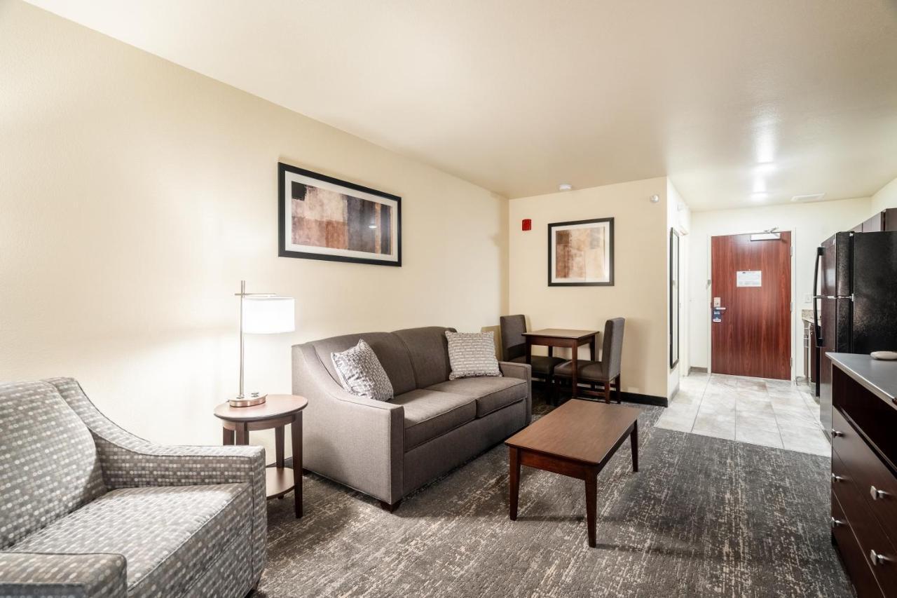 คอบเบิลสโตน โฮเทล แอนด์ สวีท - มอร์แกน Hotel Morgan ภายนอก รูปภาพ