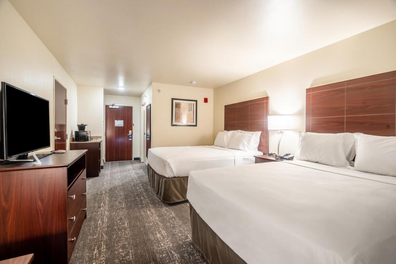 คอบเบิลสโตน โฮเทล แอนด์ สวีท - มอร์แกน Hotel Morgan ภายนอก รูปภาพ