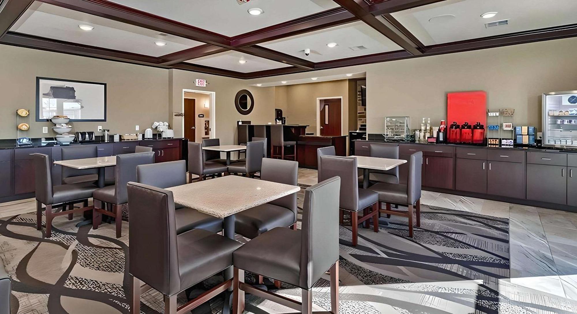 คอบเบิลสโตน โฮเทล แอนด์ สวีท - มอร์แกน Hotel Morgan ภายนอก รูปภาพ