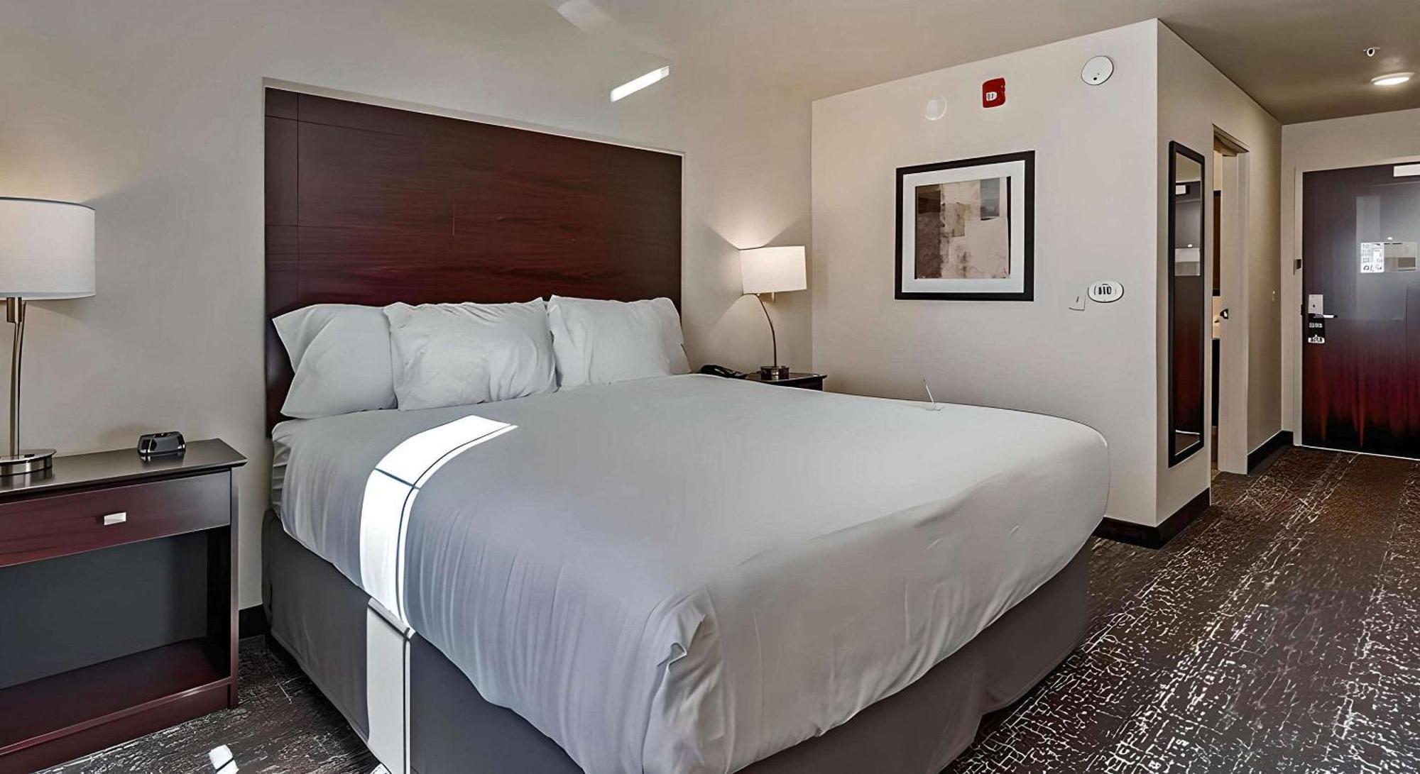 คอบเบิลสโตน โฮเทล แอนด์ สวีท - มอร์แกน Hotel Morgan ภายนอก รูปภาพ