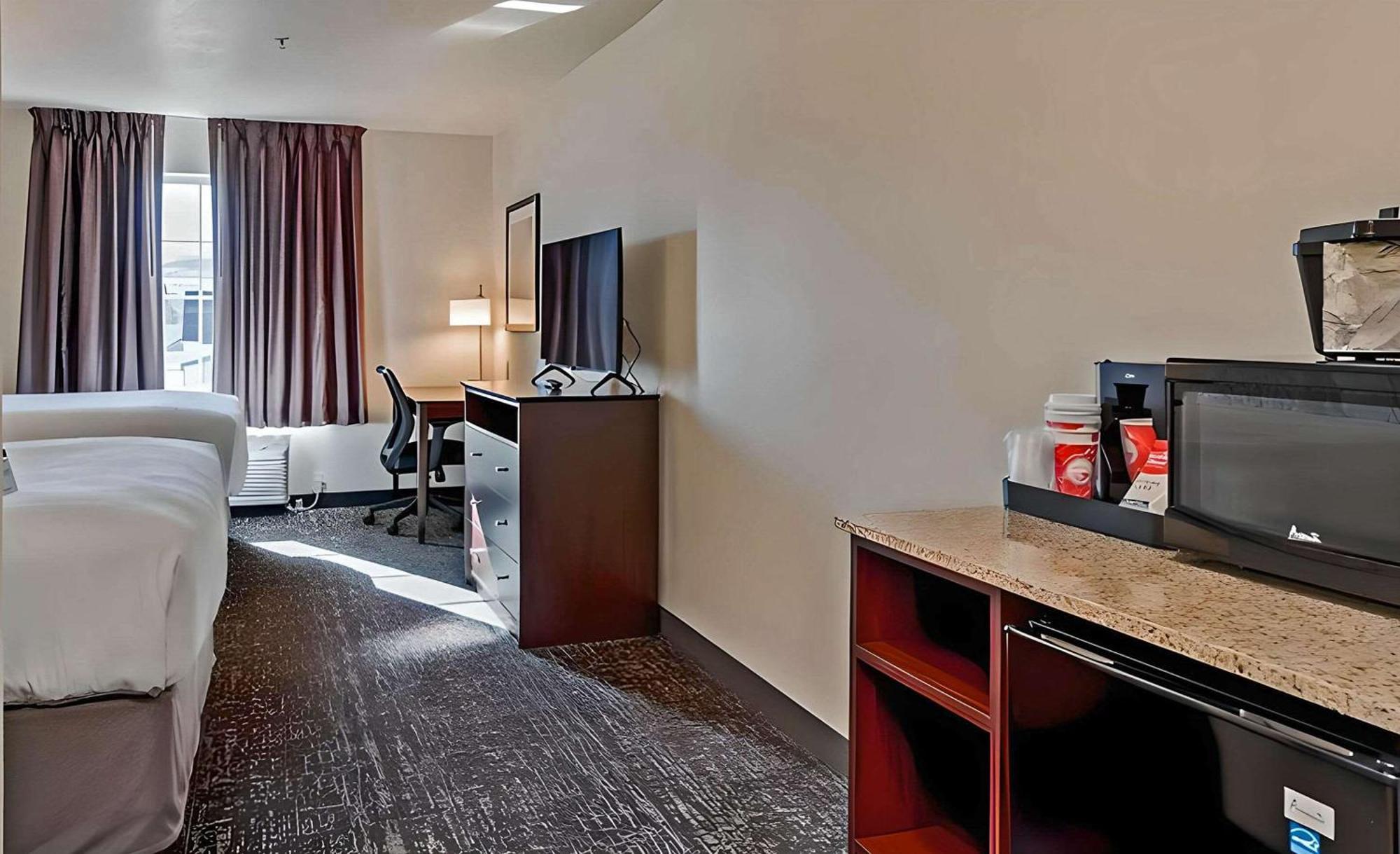 คอบเบิลสโตน โฮเทล แอนด์ สวีท - มอร์แกน Hotel Morgan ภายนอก รูปภาพ
