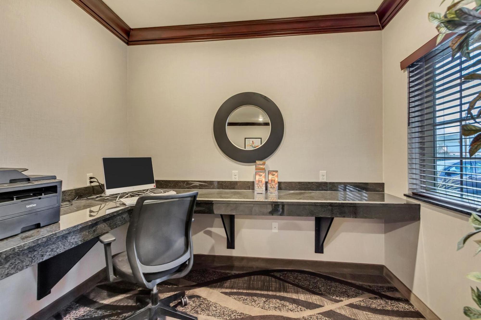 คอบเบิลสโตน โฮเทล แอนด์ สวีท - มอร์แกน Hotel Morgan ภายนอก รูปภาพ